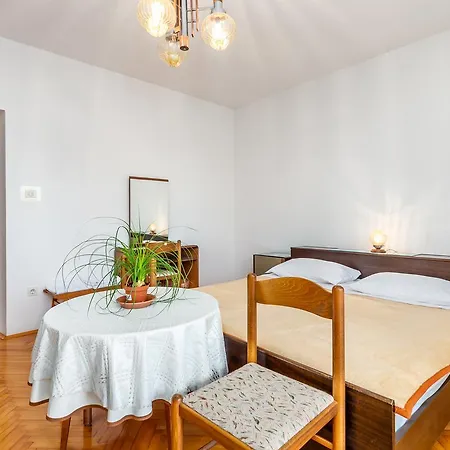Apartment Rona Ani